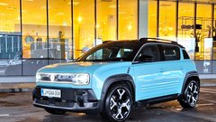 Test: Renault 4 E-Tech electric - Večen kot par hlač iz jeansa …