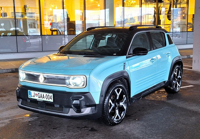 Test: Renault 4 E-Tech electric - Večen kot par hlač iz jeansa …