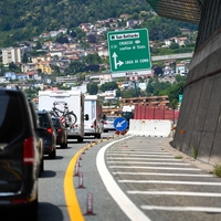 Nova zakonodaja - če boste na avtocesti obtičali v zastoju vam bodo povrnili cestnino!