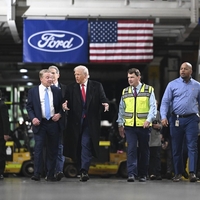 Fordov delavec kritiziral Trumpa. Kar je storil proizxvajalec pa je presenetilo vse, tudi sindikat