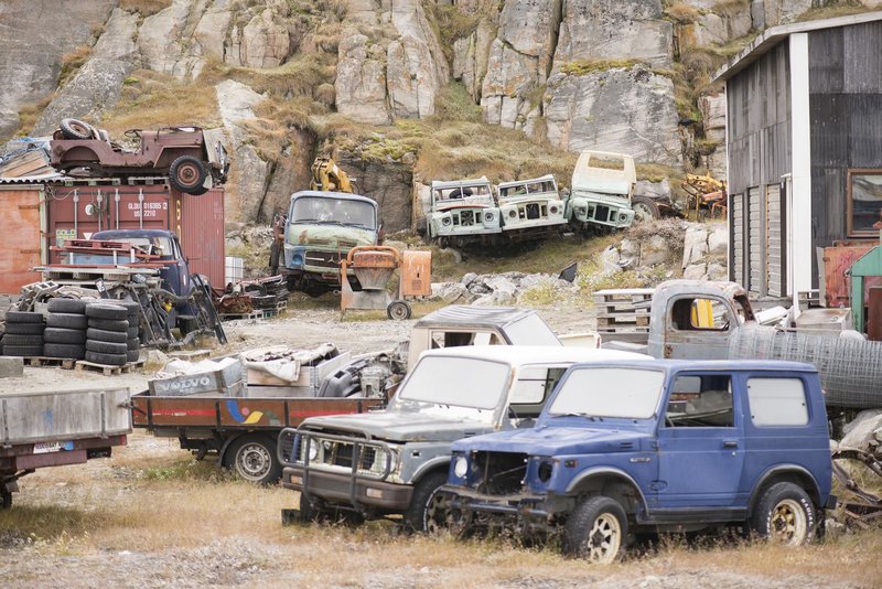 Grenladija: zelo majhen in zelo poseben avtomobilski trg