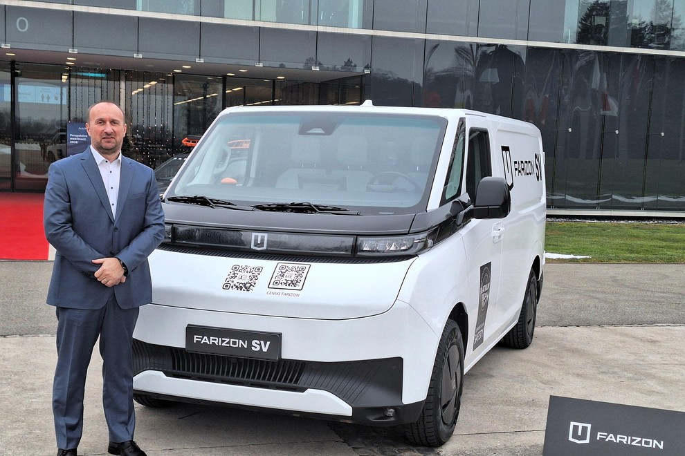 »Zdrs prodaje lahkih gospodarskih vozil ni slovenska posebnost«