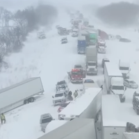 Prometna nesreča z več kot 100 udeleženimi vozili. Razlog pa ... (VIDEO)