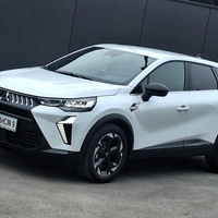 Novo v Sloveniji:  Mitsubishi Grandis – Japonsko poustvarjanje po francoskih notah