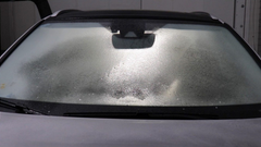 Revolucionarna novost odpravlja nevšečnosti z zamrznjenimi stekli