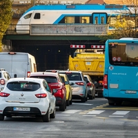 Slovenski avtomobili se starajo,  a so še vedno mlajši od evropskega povprečja