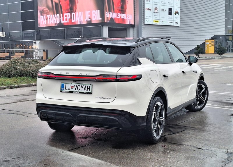 Test: Voyah Courage 2WD - Kitajski ustvarjalni pogum