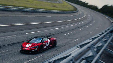 To je steza na kateri se rojevajo hitrostni (in še kakšni drugi) rekordi