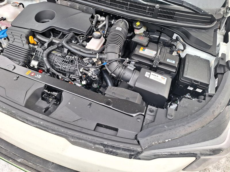 Test: Kia Stonic 1.0 t-GDI MHEV - Pragmatično. Ampak učinkovito