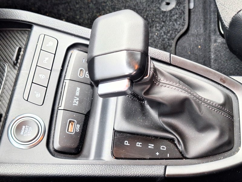 Test: Kia Stonic 1.0 t-GDI MHEV - Pragmatično. Ampak učinkovito