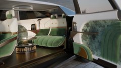 Osem metrov dolžine, šest sedežev in štirimestna električno bencinska konjenica