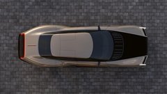 Osem metrov dolžine, šest sedežev in štirimestna električno bencinska konjenica