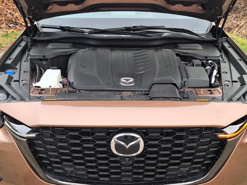 Test: Mazda CX-80 D254 8AT AWD Homura Plus - Kaj še preostane gosposki druščini?