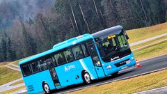 Vozniki avtobusov morajo vedeti, da je varnost potnikov vedno na prvem mestu