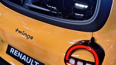 Znano je koliko bo treba odšteti za novega Renaulta Twinga