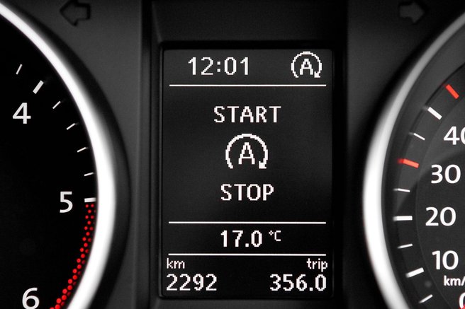 Sistem start-stop: prihranek ali nepotrebno ugašanje motorja?