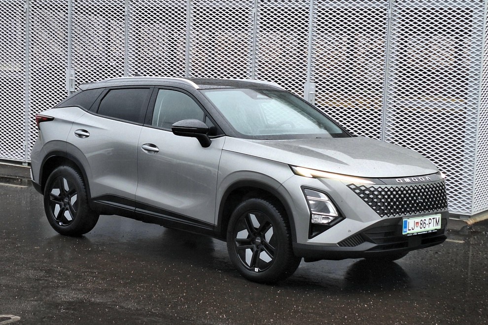 Test: Omoda 5 SHS - Trendovska hibridnost. Tokrat na steroidih