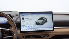 Je to začetek konca digitalizacije? Za ključne funkcije bodo obvezna fizična stikala