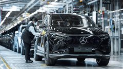 Nad trikrako zvezdo se kopiči vse več temnih oblakov