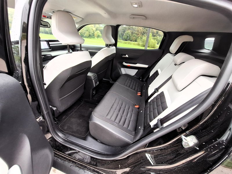 Test: Citroën ë-C3 Aircross 113 Max – Družinski prijatelj z omejitvami