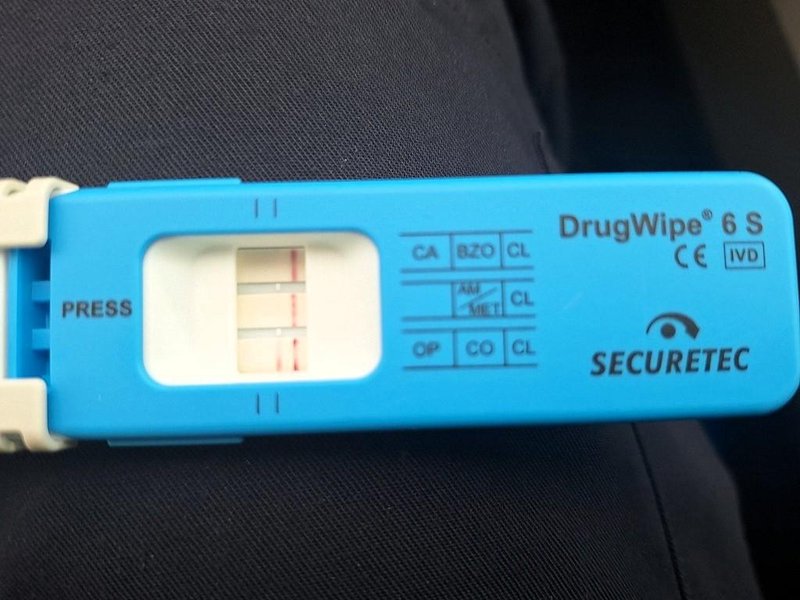 Vozniki tovornjakov prehitri, vozniki avtobusov pogosto brez predpisanih počitkov