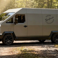 Rusko zagonsko podjetje je prehitelo Teslo in izdelalo nerjaveči električni dostavnik