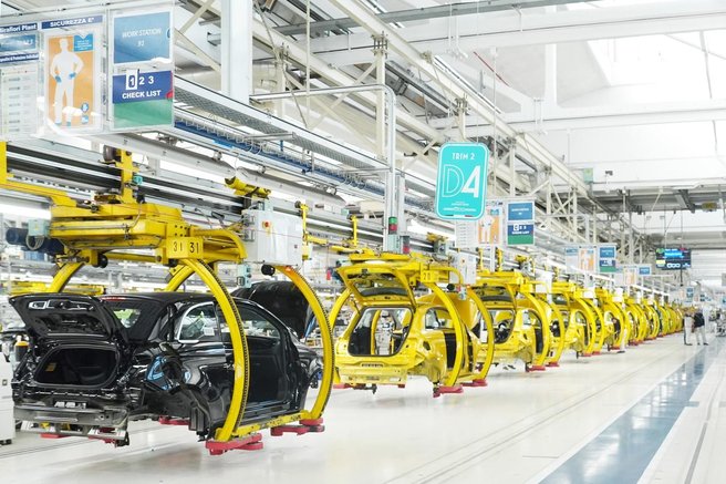 Koncern pripravlja spremembe za zaposlene. Ukinjen privilegij izxhaja še iz "covidnih" časov