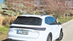 Novo v Sloveniji: Geely Starray EM-i – Tehnološko najpametnejši v družini