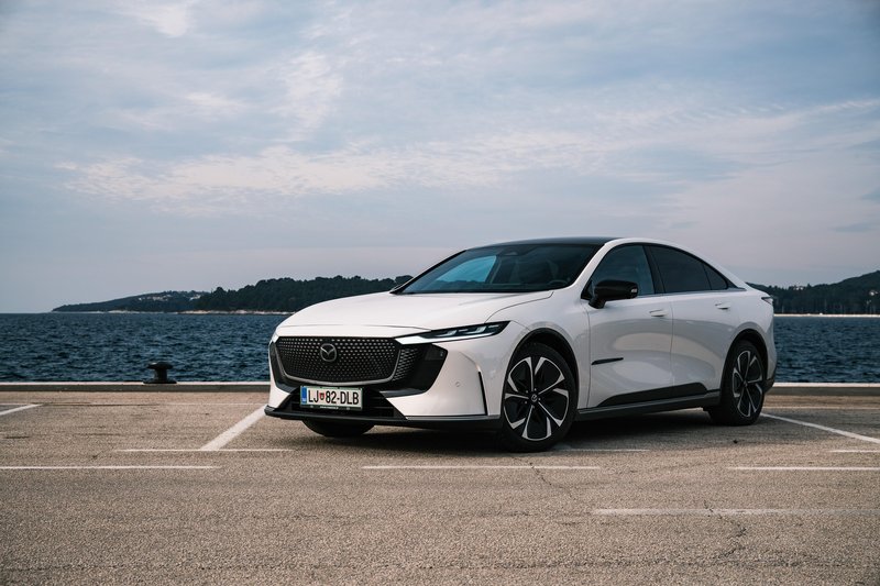 Mazda 6e Long Range