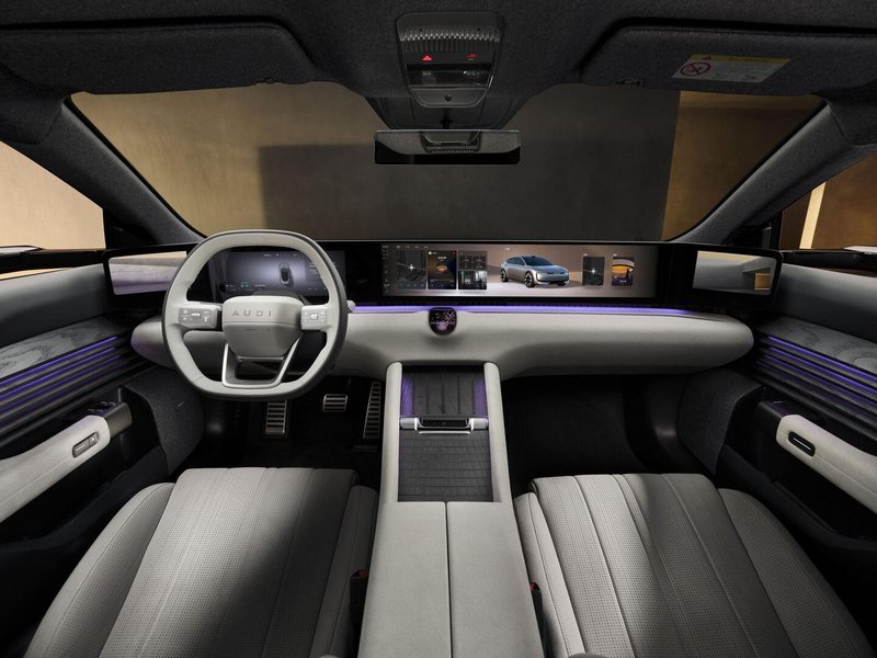 Na nosu novega Audija ni štirih krogov, v kitajskih salonih ne kupcev