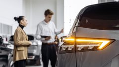 Evropska tehtnica nakupov avtomobilov se postopoma nagiba v novo smer