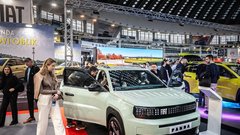 Koncern se utaplja v izgubi, tovarna v Kragujevcu pa z dobičkom