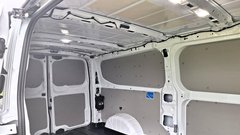 Test: Ford E-Transit Custom in Transit Custom 2.5 Duratec Hybrid PHEV – Na pragu elektrifikacije