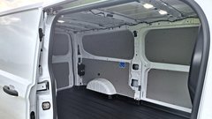 Test: Ford E-Transit Custom in Transit Custom 2.5 Duratec Hybrid PHEV – Na pragu elektrifikacije