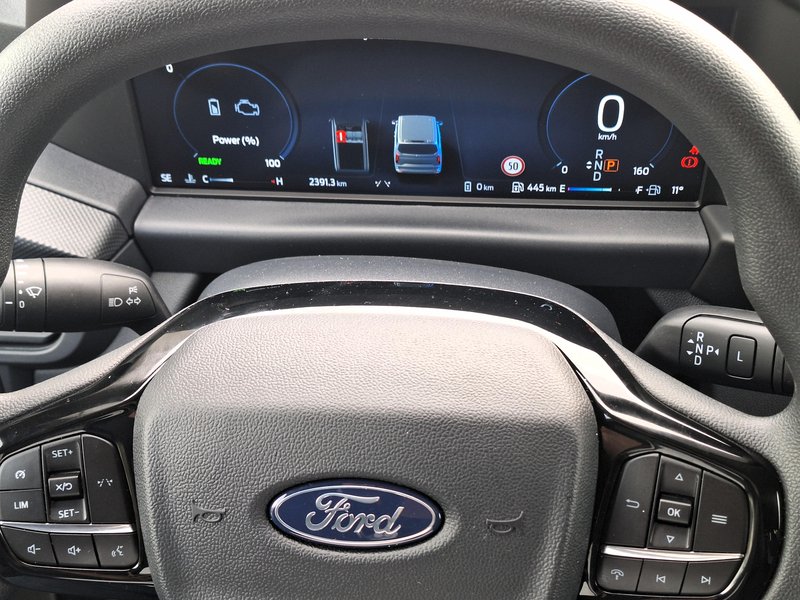 Test: Ford E-Transit Custom in Transit Custom 2.5 Duratec Hybrid PHEV – Na pragu elektrifikacije