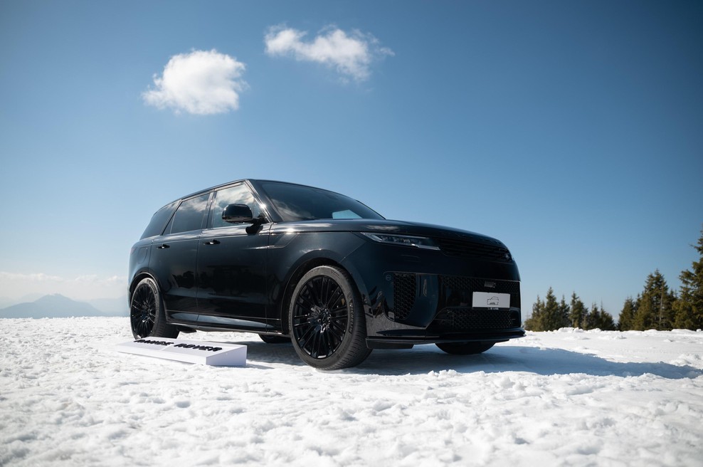 Range Rover na Kopah: razkošje in moč v zimskem okolju (foto: Land Rover)
