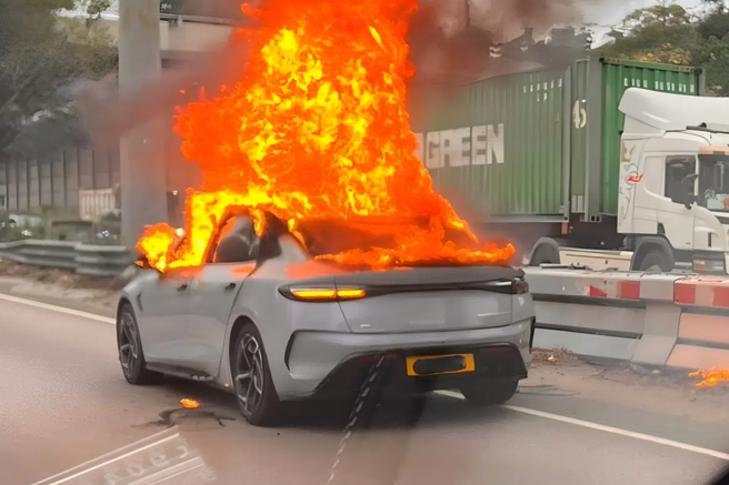 Tokrat v plamenih BYD Seal, a vzrok požara je bil »zunanji dejavnik«