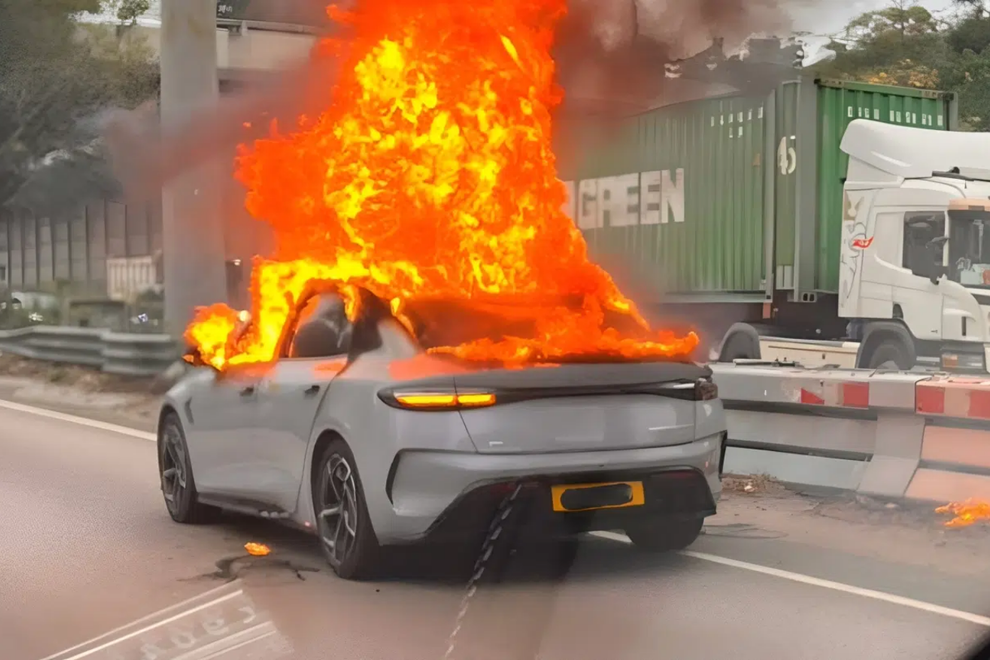 Tokrat v plamenih BYD Seal, a vzrok požara je bil »zunanji dejavnik«