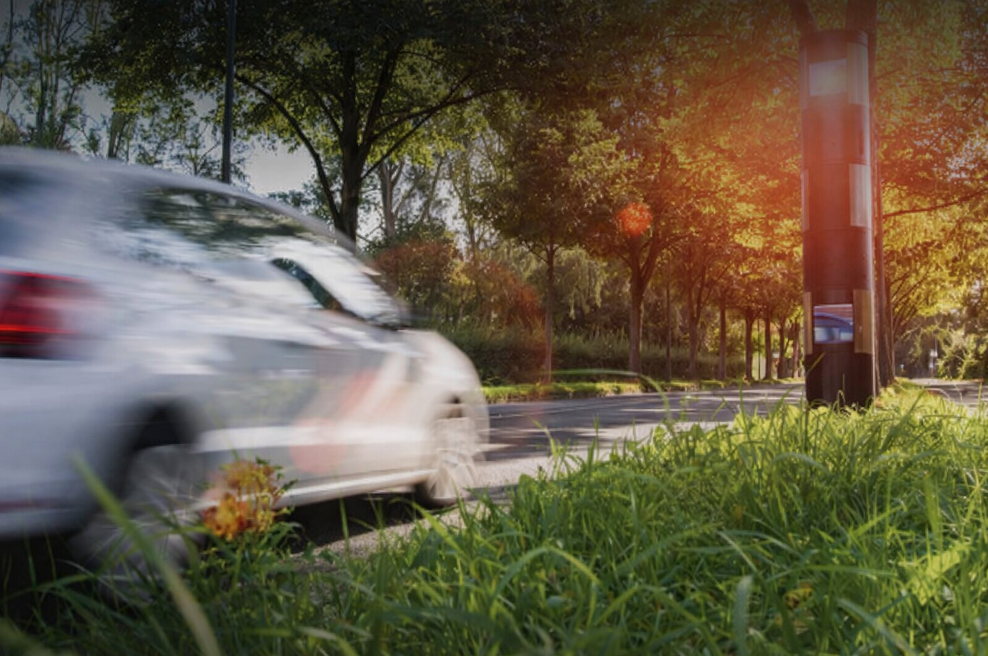 Nova metoda nadzora: radarji ne bodo merili samo hitrosti, ampak tudi… (foto: Allianz)