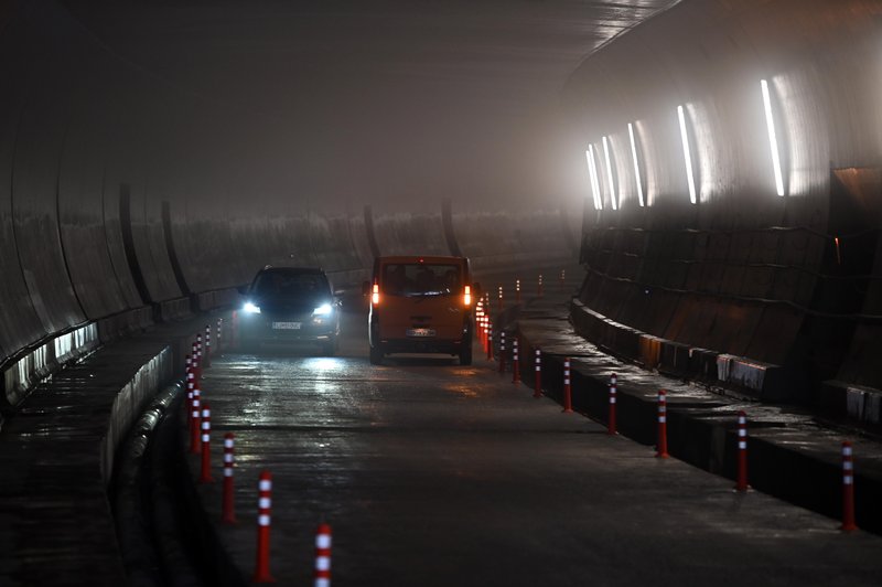 Vozniki, pozor! Z jutrišnjim dnem stopa v veljavo korenita sprememba reševanja na naših najhitrejših prometnicah.