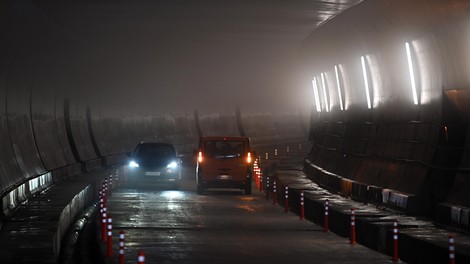 Znano je, kdaj bo odprta druga cev predora Karavanke. Po njej se boste lahko peljali zelo kmalu