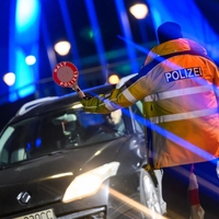 Dogaja se v Evropi: točenje goriva v sosednji državi lahko voznike močno udari po žepu. Tak ukrep si je privoščila gospodarska velesila