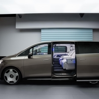 Mercedes-Benz VLE: dve muhi na en mah - nova definicija električnega udobja