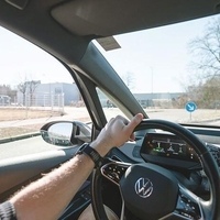 Vidljivost v avtomobilih se vztrajno slabša, zato je  vse več vozniških napak