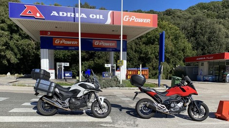 Motopis Marka Radmiloviča.     Na jug!