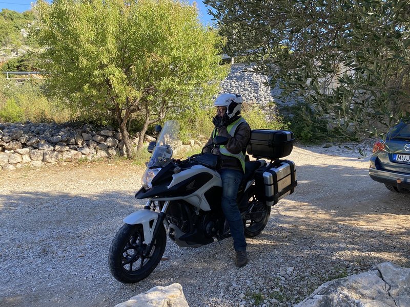 Motopis Marka Radmiloviča.     Na jug!