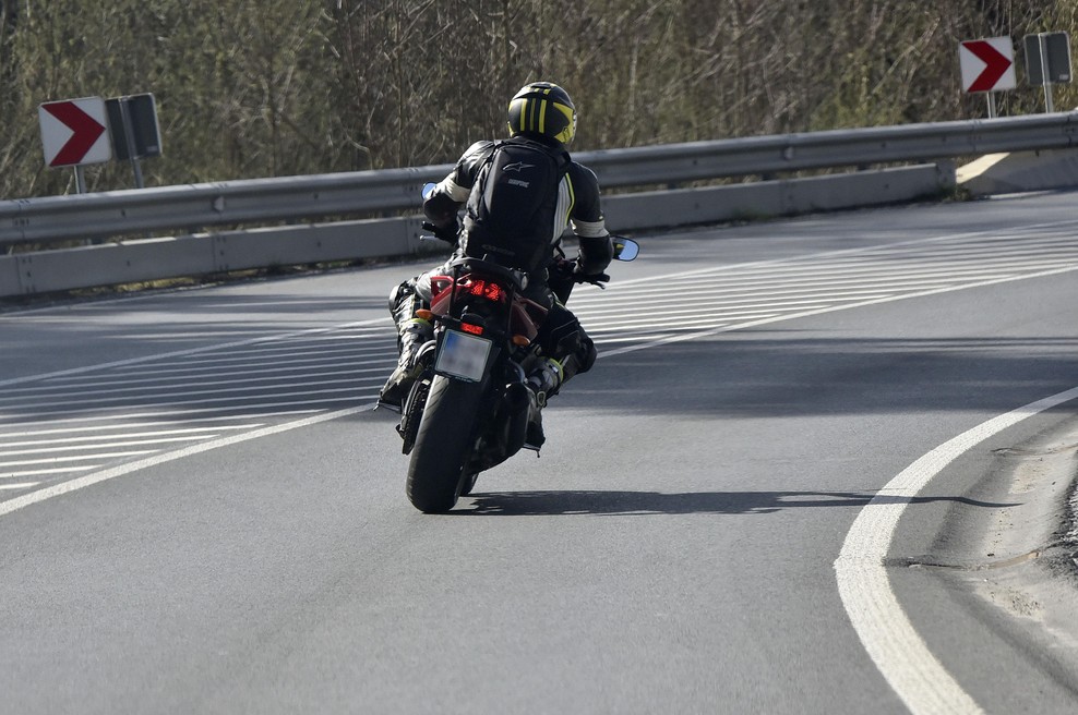 Motoristi, pripravite čelade! To pomlad vas čaka novost (foto: Žiga Živulović jr./BOBO)