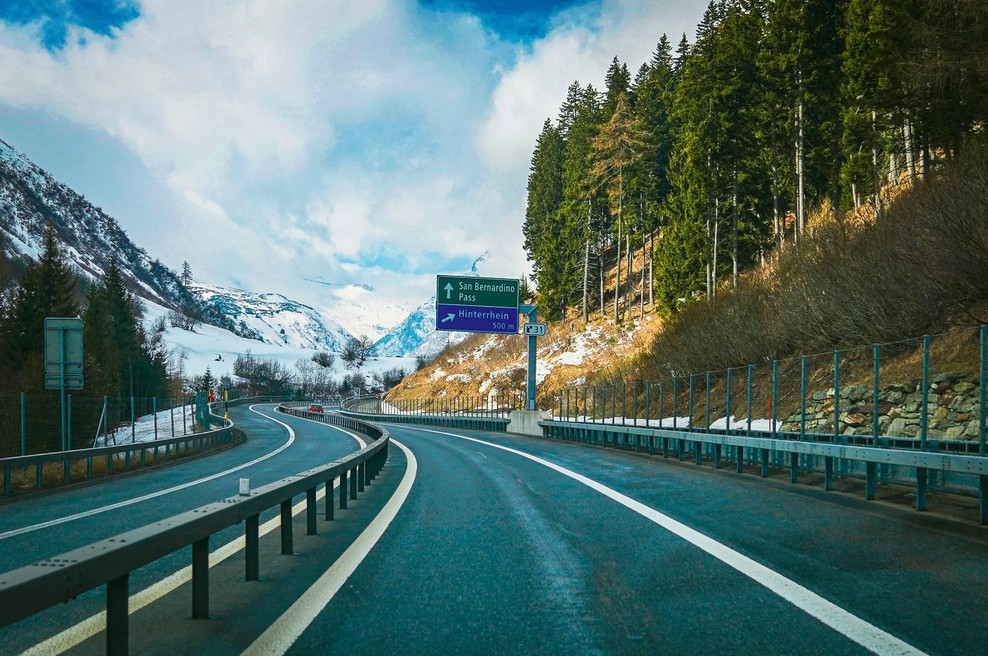 Evropska država uvaja kontroverzno spremembo, za katero mnogi menijo, da bi jo morala tudi Slovenija. A pri nas imamo eno ogromno težavo (foto: Profimedia)