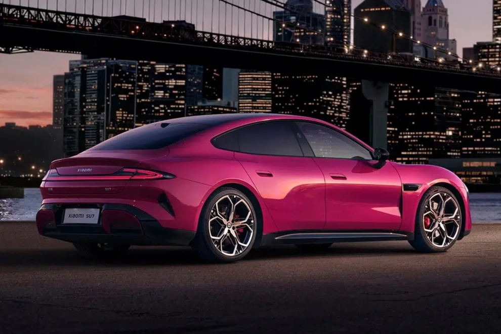 V dobre pol ure so prodali 15.000 primerkov prenovljenega kitajskega zmaja