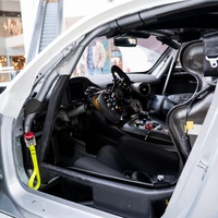 Z dirkaških stez serije GT4 naravnost v ljubljanski Citypark